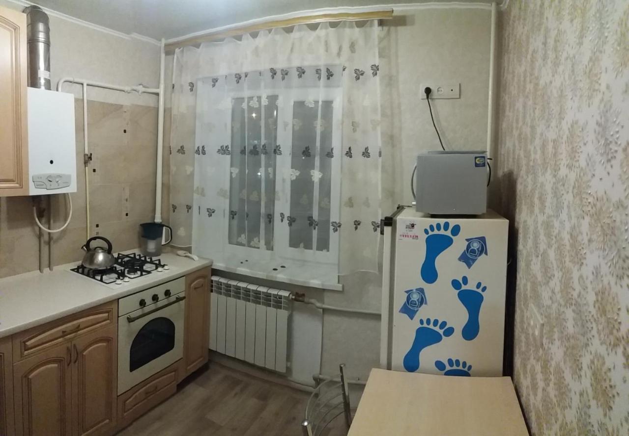 Сozy Appartment Near Metro Station "23 Avgusta" Carcóvia Exterior foto